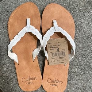 Reef Cushion Celine 9